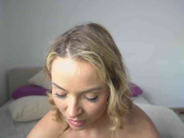 new1dee webcam