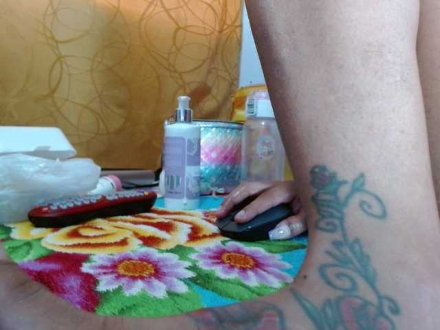 katalinasquirt1 webcam bongacams model stream image