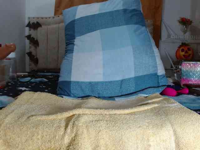 katalinasquirt1 webcam