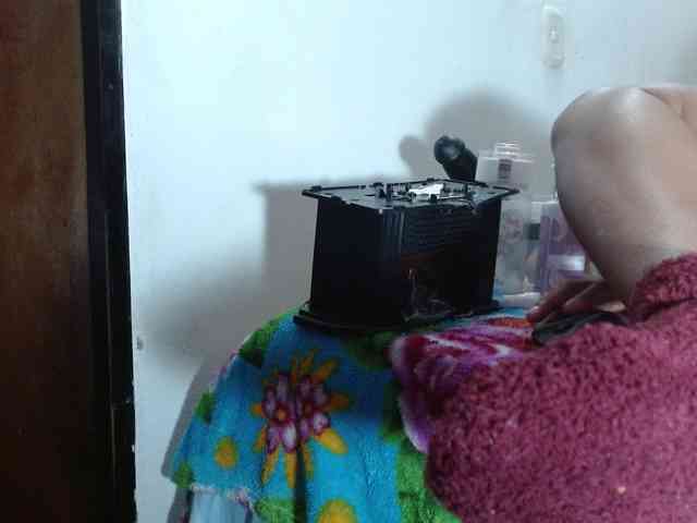 katalinasquirt1 katalinasquirt1