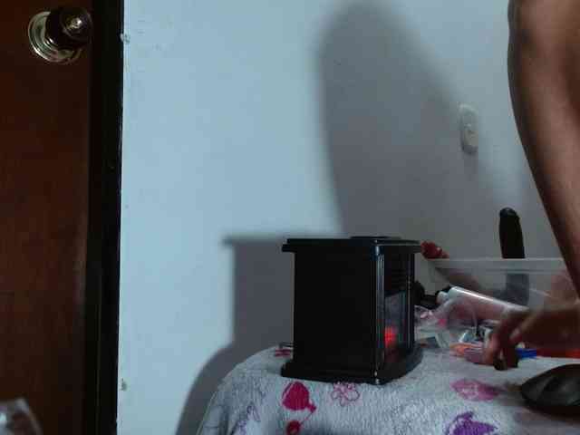 katalinasquirt1 webcam
