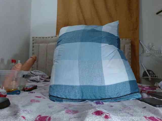 katalinasquirt1 webcam