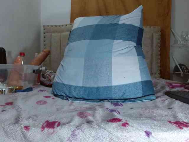 katalinasquirt1 webcam