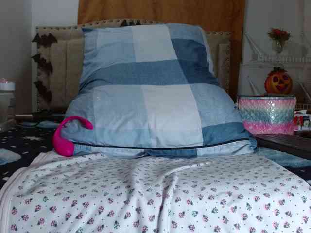 katalinasquirt1 webcam