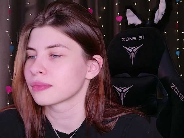 callmetori's BongaCams show and profile