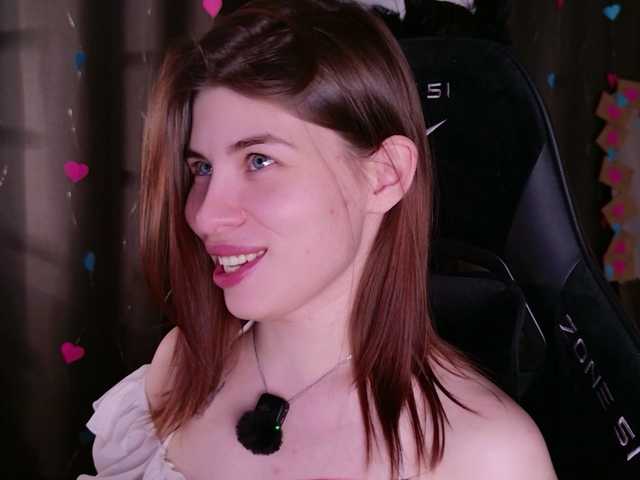 callmetori's BongaCams show and profile