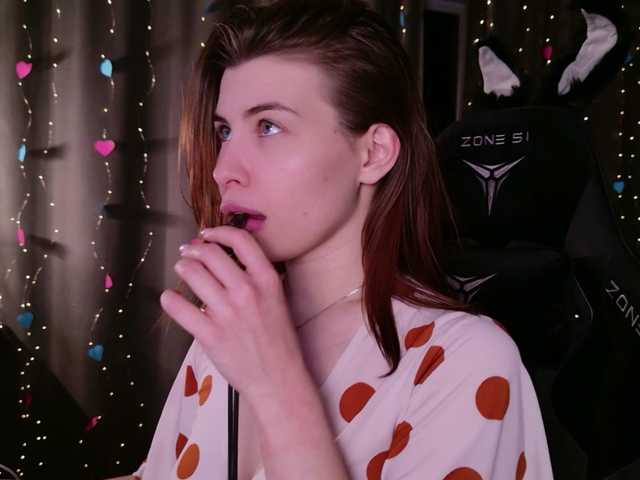 callmetori's BongaCams show and profile