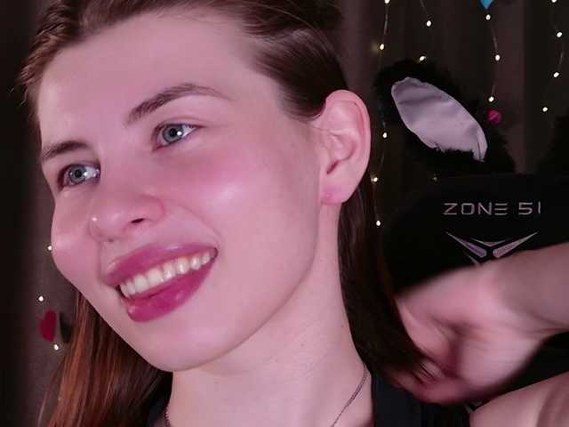 callmetori's BongaCams show and profile