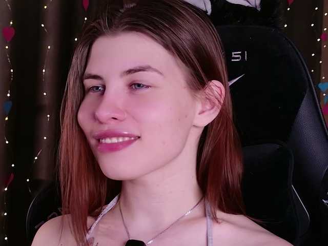 callmetori's BongaCams show and profile