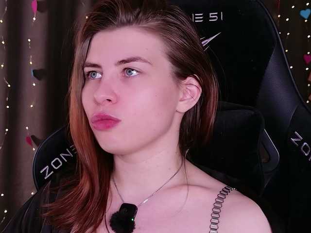 callmetori's BongaCams show and profile