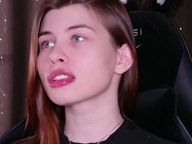 callmetori's BongaCams show and profile