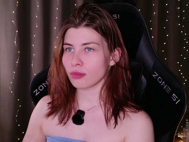 callmetori's BongaCams show and profile