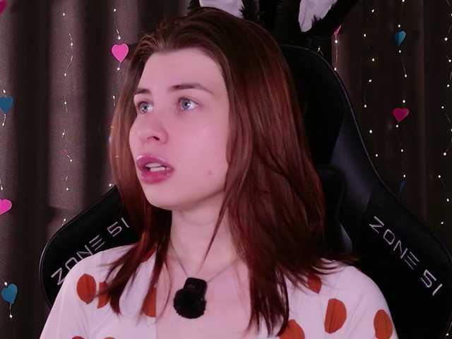 callmetori's BongaCams show and profile