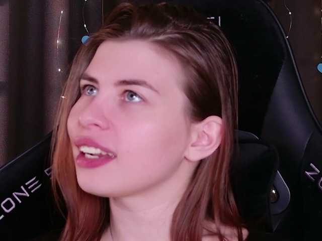 callmetori's BongaCams show and profile