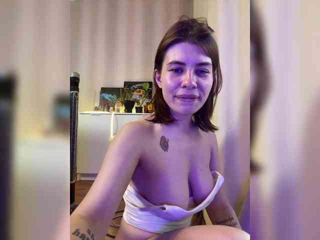 inside_tori webcam