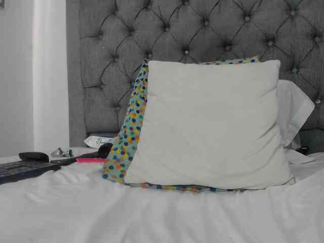 Carolina-love19 webcam