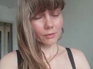 NinonDePeace Porn Show