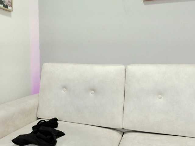 Savannahh's BongaCams show and profile