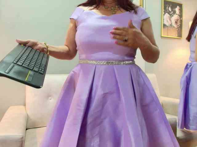 Savannahh Live Webcam on BongaCams