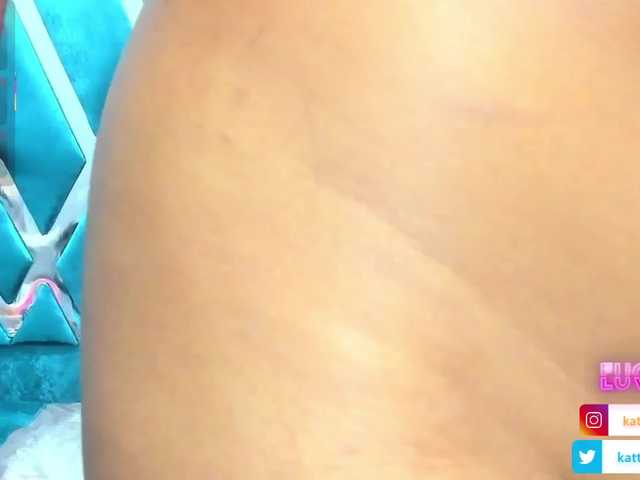 kattyy-lozano's BongaCams show and profile