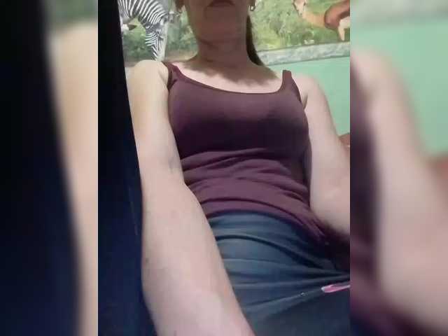 Rosa41's BongaCams show and profile