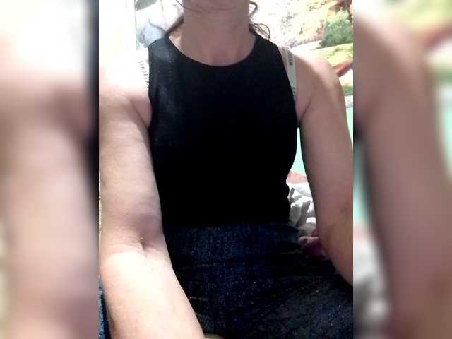 Rosa41's BongaCams show and profile