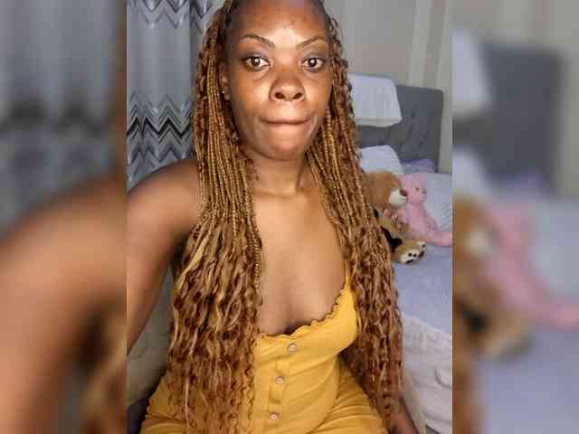 Beautifulhotass Live Webcam on BongaCams
