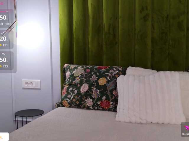 EvieRosie live cam profile