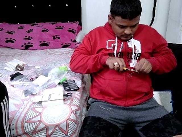 curiousnasty's BongaCams show and profile