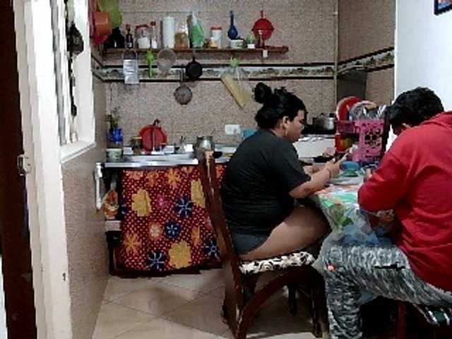 curiousnasty's BongaCams show and profile