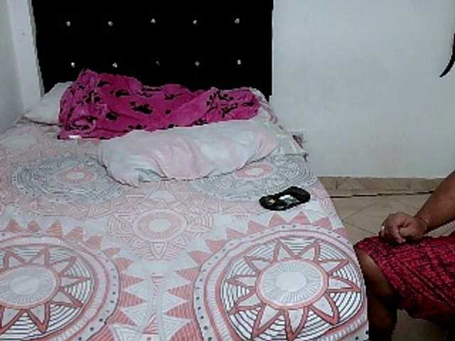 curiousnasty's BongaCams show and profile