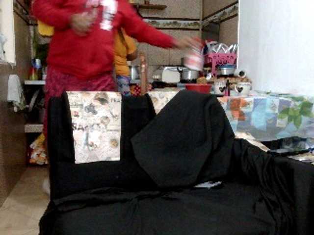 curiousnasty's BongaCams show and profile