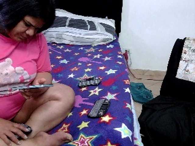 curiousnasty's BongaCams show and profile