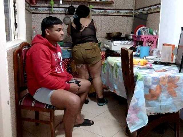 curiousnasty's BongaCams show and profile