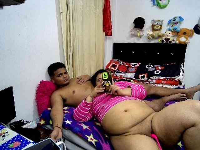 naked webcam Curiousnasty