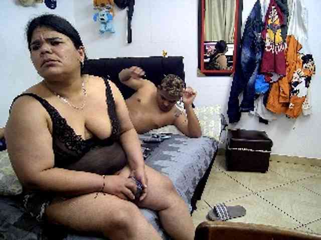 curiousnasty bongacams