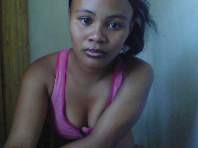 Dilliannah on BongaCams