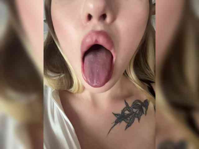 naked video chat -The-sweet-couple-