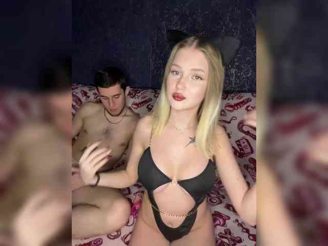 -The-sweet-couple- webcam