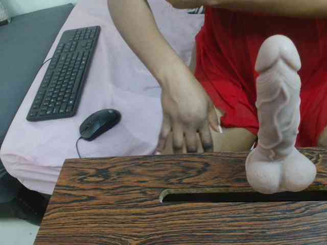 Certifiedhottiexxx webcam