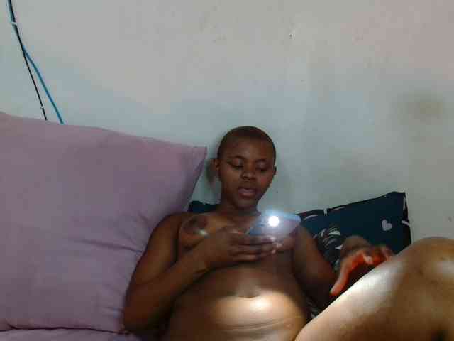 Certifiedhottiexxx webcam