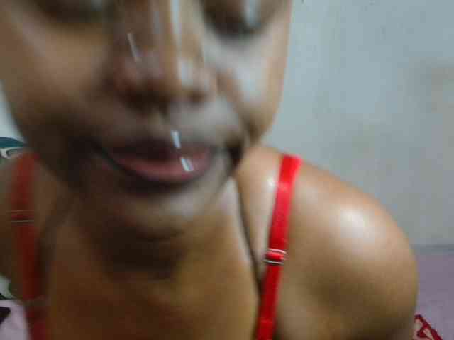 Certifiedhottiexxx webcam
