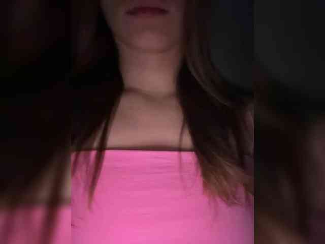 Kira5687 webcam