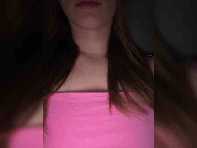 Kira5687 webcam