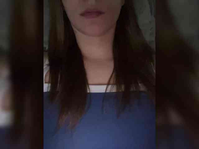 Kira5687 webcam