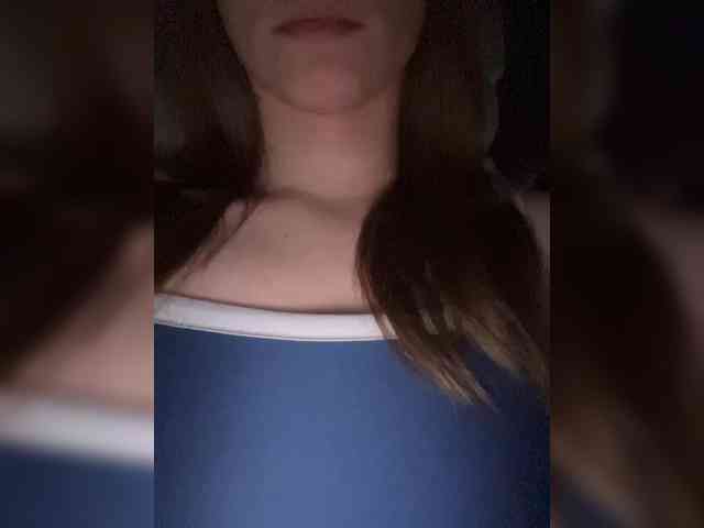Kira5687 webcam