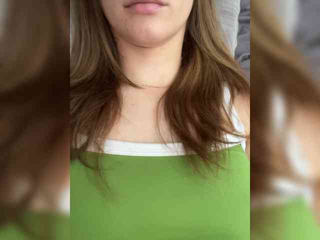 Kira5687 webcam