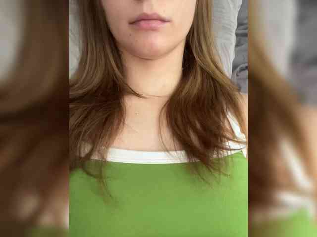 Kira5687 webcam
