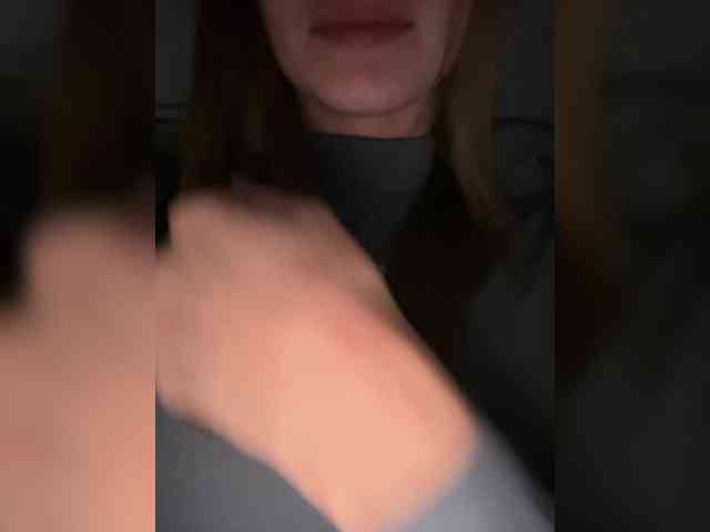 Kira5687 webcam