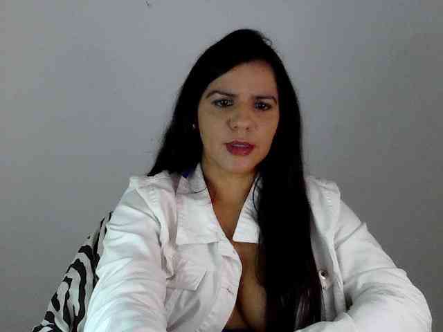 AylaBelo webcam
